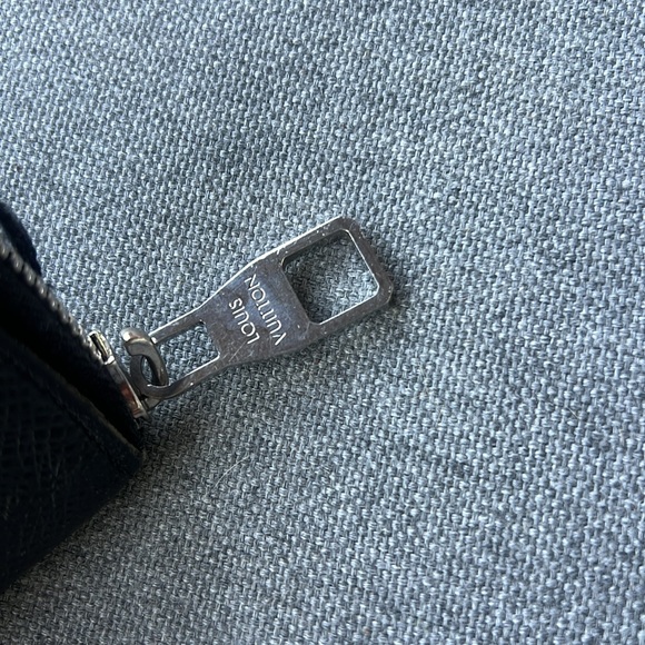 Louis vuitton long leather wallet - Picture 6 of 11